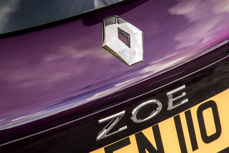 Логотип Renault Zoe Z.E. 40 R110 2018 года  (UK) (фото 32 из 32)